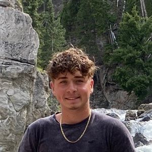 Meet your Posher, Isaac